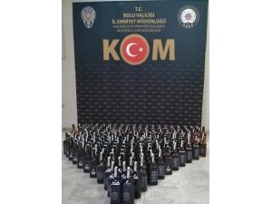Bolu’da 47 bin 500 lira değerinde sahte alkollü içecek yakalandı