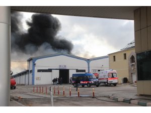 Kayseri’de plastik boru fabrikasında yangın