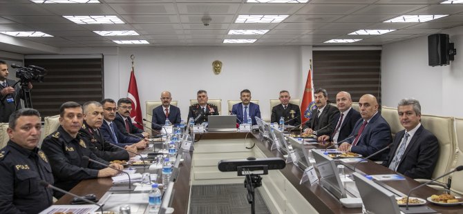 Ülke genelinde yılbaşı tedbirleri canlı bağlantılarla denetlendi