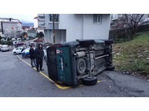 Samsun’da dolmuş takla attı: 3 yaralı