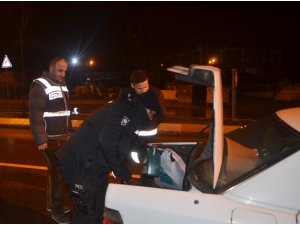 Bafra polisi yılbaşında suça göz açtırmadı