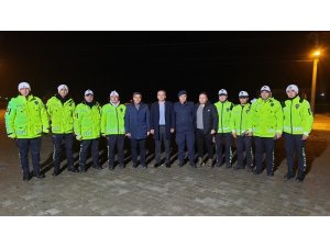Kaymakam Pişkin uygulama yapan görevlileri ziyaret etti