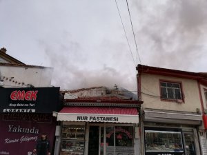 Bolvadin’de korkutan yangın