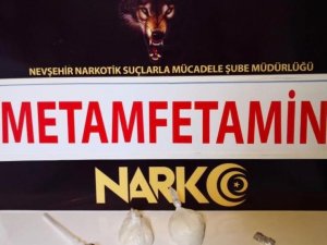 İç çamaşırının içine uyuşturucu saklayan şüpheli tutuklandı