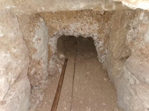 Taşköprü’de izinsiz kaçak kazı yapan 2 şüpheli şahıs gözaltına alındı
