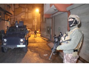 Gaziantep’te 727 polisli uyuşturucu operasyonu