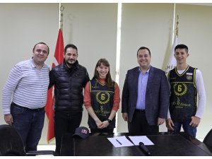 Akhisarlı Dünya şampiyonu artık kendi evinde