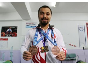 Milli halterci Yiğit: “2024 Paris Olimpiyatları’nda şampiyon olmak istiyorum”