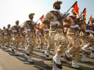 İran Devrim Muhafızları Komutanı Rızai: "ABD'den acı bir intikam alacağız"