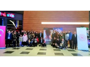 Sporcu ve antrenörler Naim’i izledi