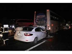 TEM’de trafik kazası: 2’si ağır 3 yaralı