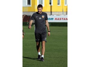 Kayserispor Kravets’i bırakmadı