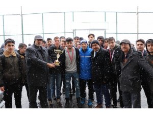 Okullar arası genç futbol il birinciliği müsabakaları sona erdi