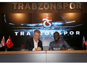 Trabzonspor, Senegalli oyuncu Ndiaye ile sözleşme imzaladı