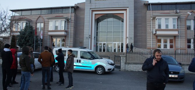 GÜNCELLEME - Genç kadını bebeğinin yanında öldürdüğü iddia edilen zanlı tutuklandı