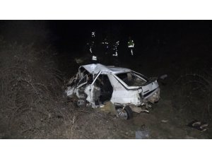 85 metre takla atan otomobil, dereye düştü: 1 ölü