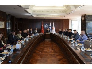 İZTO’da gündem RO-RO