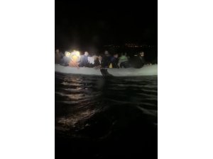 Dikili’de düzensiz göçmen botu ile Sahil Güvenlik botu çarpıştı