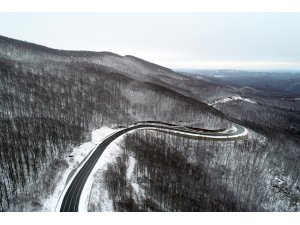 Kırklareli'nin yüksek kesimlerinde kar yağışı etkili oluyor