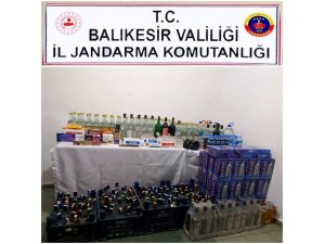 Jandarmadan kaçak sigara ve alkol operasyonu