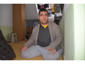 Hırsızlar engelli vatandaşın akülü aracını çaldı