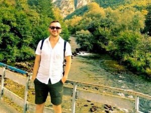 3 ay önce annesini kaybeden diş hekimi intihar etti