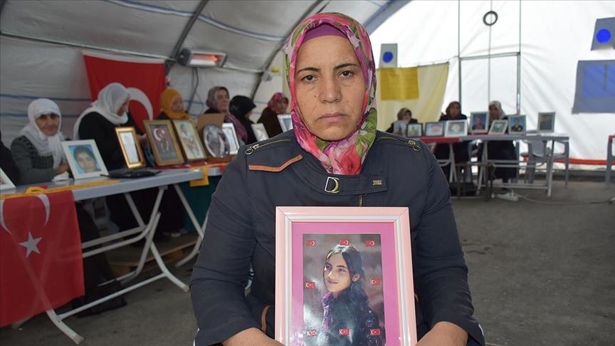 Diyarbakır annelerinden Süheyla Demir: Kızımı o zalimlerin eline bırakmayacağım