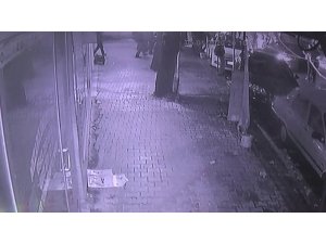 Kaza anı güvenlik kameralarına yansıdı