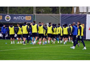 Fenerbahçe’de neşeli antrenman