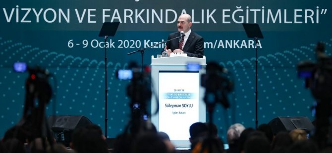 İçişleri Bakanı Soylu: “İdlib’den 300 bini aşkın insan son 1 ayda yerinden edildi”