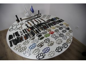Kocaeli otogarında son bir yılda yakalananlar cephaneliği andırdı