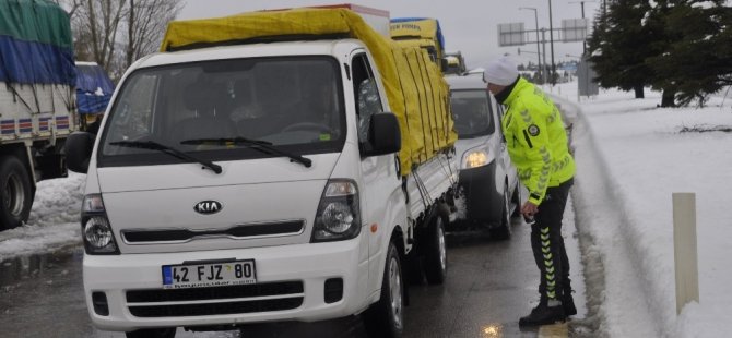 Konya - Antalya yolu 12 saat sonra trafiğe açıldı