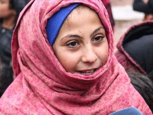 İdlibli küçük Erva: Burada yaşam Esed'in bombardımanından daha zor