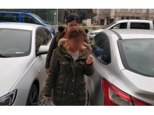 Erkek arkadaşını bıçakladı