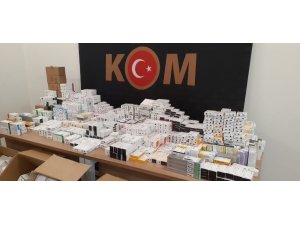 Başkent’te terör örgütlerine gönderilecek 72 bin ilaç ele geçirildi