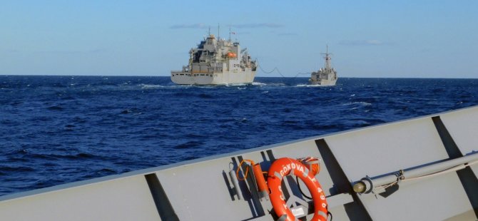 Türkiye ve ABD'den Akdeniz'de akaryakıt ikmali