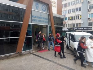 İnternetten reklam verip masaj salonunda fuhuş yaptıran çete çökertildi