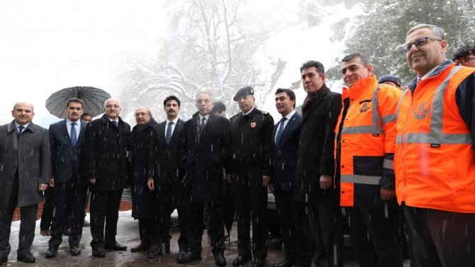 Vali Toprak Taşkent'te