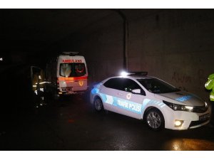 Pozantı’da çığda kaybolan kişiyi kurtarmaya giden araçlar mahsur kaldı