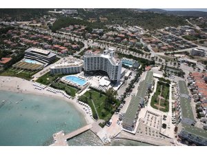 Çeşme Hudut Kapısı tüm zamanların rekorunu kırdı