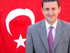 Kuşadası MHP İlçe Başkanı Bayraktar istifa etti