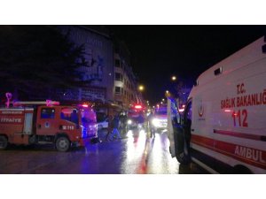 Amasya’da iş yeri yangını: 6 kişi dumandan etkilendi