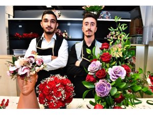 Çiçekçilik kursunun ünü İzmir sınırlarını aştı