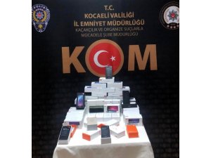 Kocaeli’de kaçak cep telefonu operasyonu: 1 gözaltı