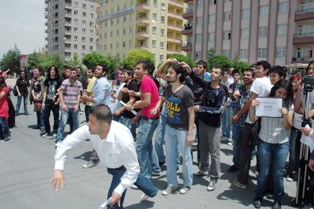 İsrail'e yumurtalı protesto