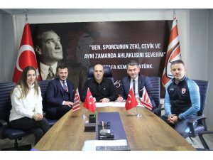Hastaneden spora ve sporcuya destek