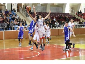 Okullar Arası Basketbol Genç Erkekler Müsabakaları yapıldı