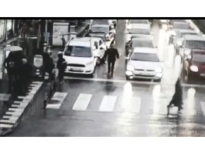 Bulduğu parayla iş kurmak için köfte makinesi almış