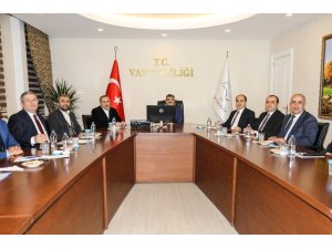 Çaldıran’da ‘Organize Sera Bölgesi’ kurma çalışması