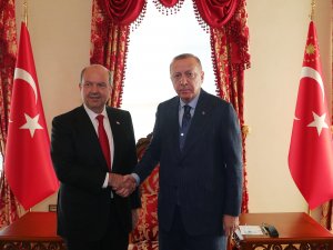 Cumhurbaşkanı Erdoğan, KKTC Başbakanı Tatar'ı kabul etti